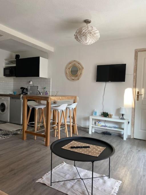 Appt 2 Pieces Port Frejus - Mega Terrasse + Garage Daire Dış mekan fotoğraf