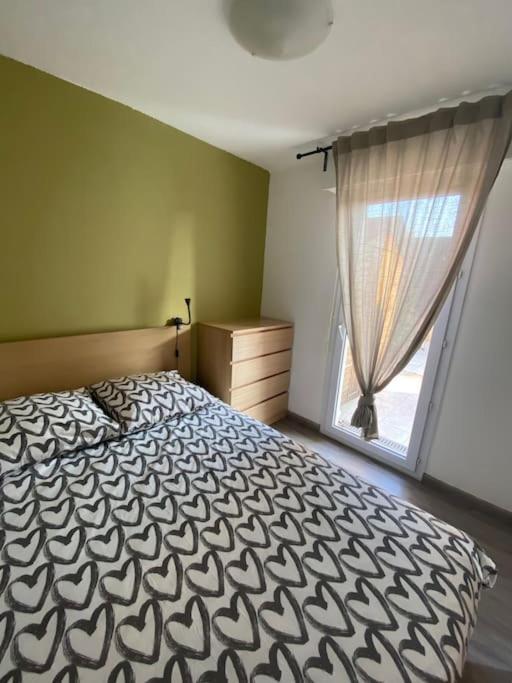 Appt 2 Pieces Port Frejus - Mega Terrasse + Garage Daire Dış mekan fotoğraf